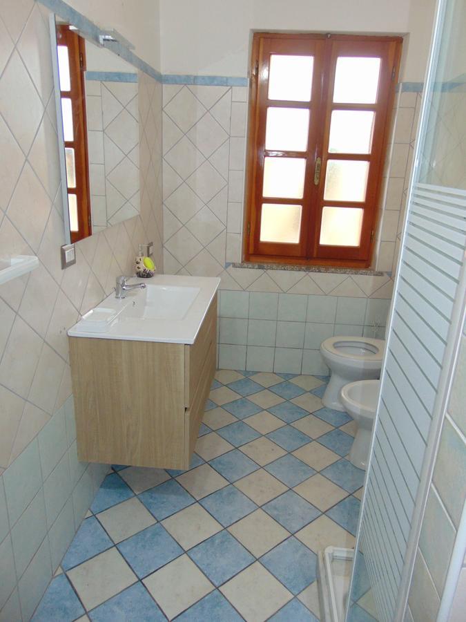 Appartamenti Budoni Buitenkant foto